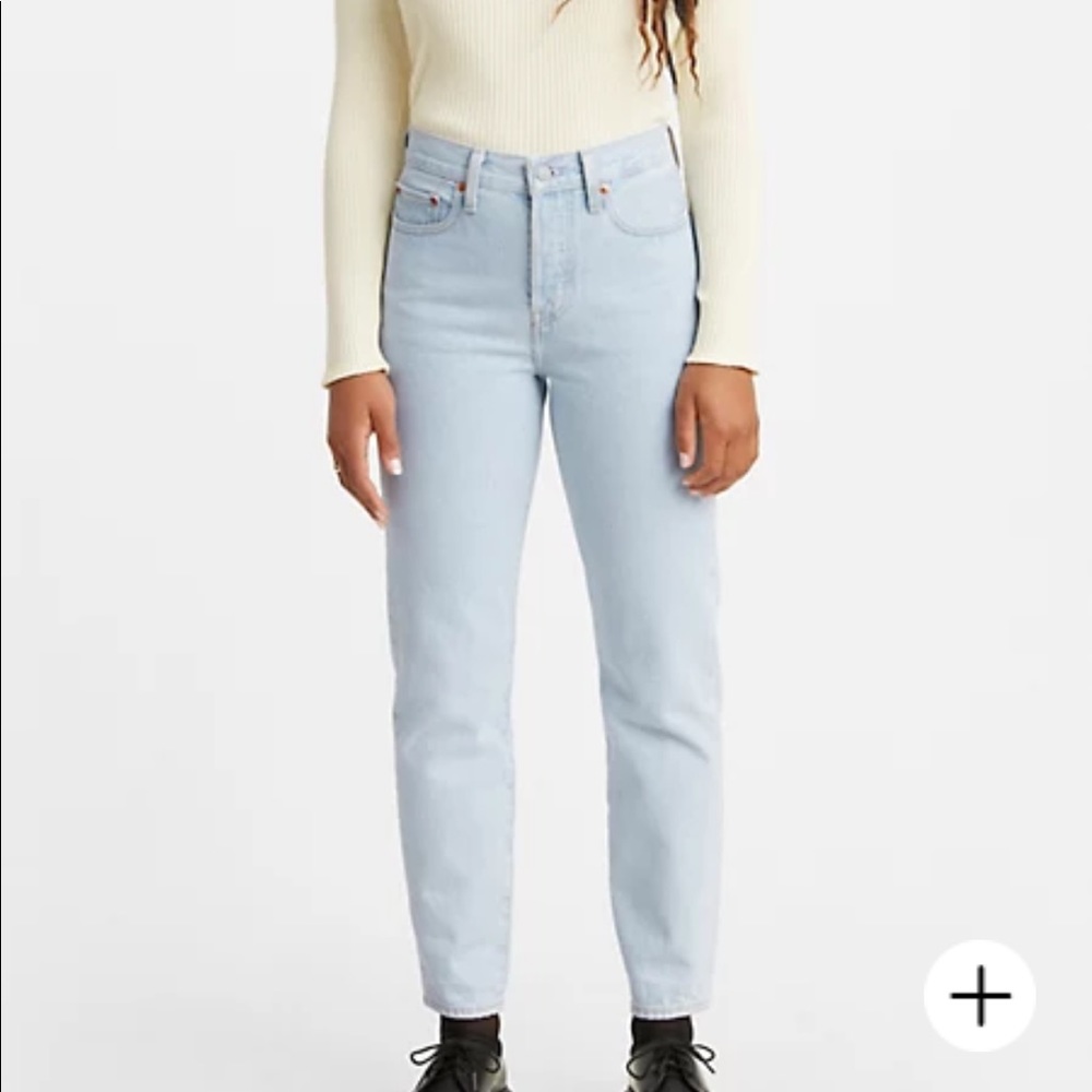 NWT Levi wedgie jeans